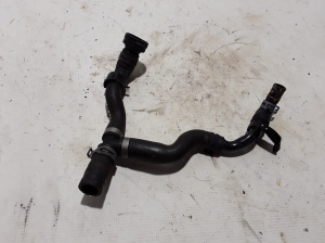   Durite de radiateur de refroidissement  - 05L122157AN 