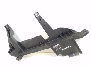 BMW X3 E83 (2003–2010) Esitule kinnitus 1301073024 - 2