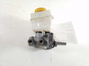   Master cylinder 