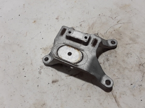 AUDI A6 C8 (2018–2025) Getriebehalter 8W0399118C - 2