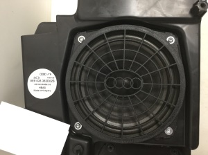 AUDI A4 B7 (2004–2008) Sonstiges Teil der Audioanlage 8E9035382D - 3