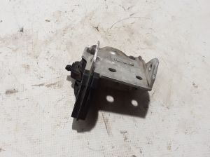 BMW 5 SERIES F10 (2010–2017) Radiator bracket 7575247 - 3