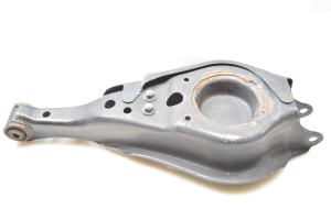 Rear control arm