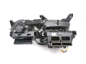 Tesla Model S S (2012–2026) Heater and its parts 1059591-00-C - 2