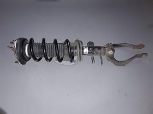 Infiniti M37 Y51 (2011–2026) Front shock absorber E61111MD0B - 3