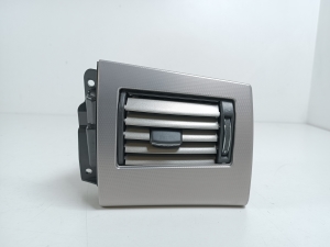   Interior panel ventilation grilles 