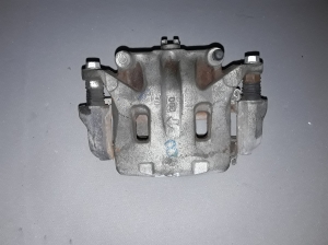 Front brake caliper - 41011EG50A