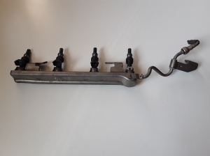 NISSAN Note E11 (2005–2014) Einspritzventil und seine Teile EBY1160