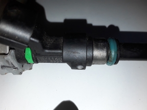 NISSAN Note E11 (2005–2014) Einspritzventil und seine Teile EBY1160 - 2