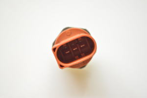 Volkswagen Tiguan (2007–2016) Kraftstoffhochdrucksensor 06J906051D - 2