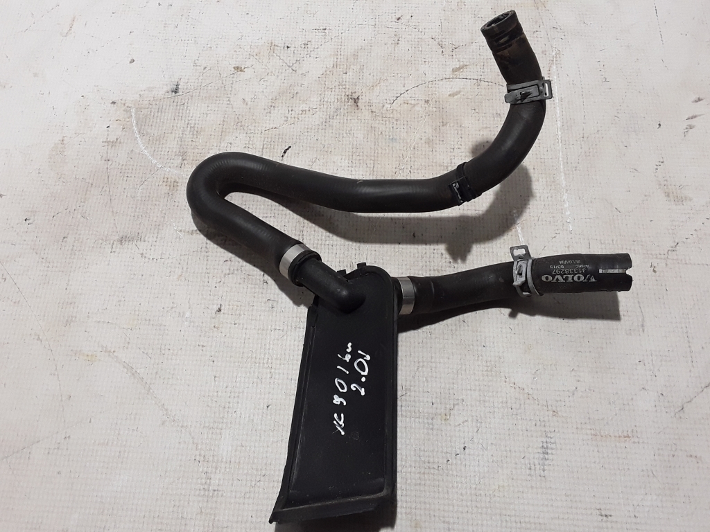 VOLVO XC90 2 generation (2014-2024) Right Side Water Radiator Hose 31338297 21454008