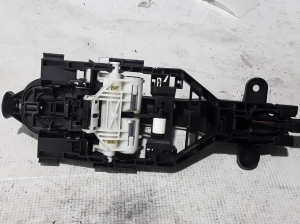 VOLVO XC90 (2015–2024) Front door external opening handle and its details - 5