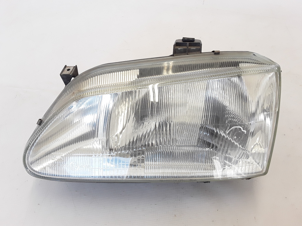 Used RENAULT Scenic Headlights 260605784R