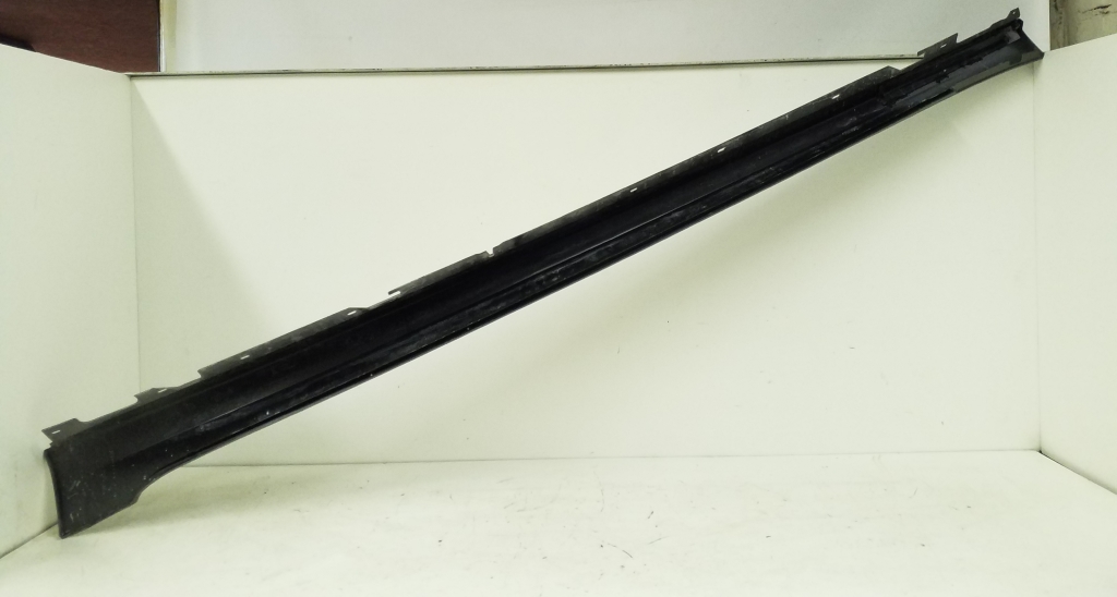 BMW 7 Series G11/G12 (2015-2023) Right Side Plastic Sideskirt Cover 24987830