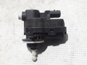 Headlight leveling motor - 260566235R