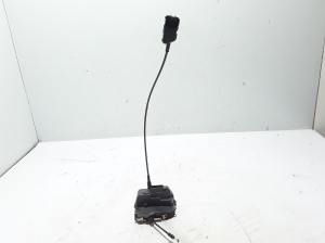 Rear side door lock - 8200017958