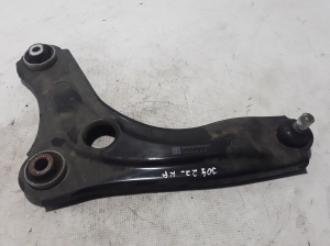 Front control arm - 545054787R