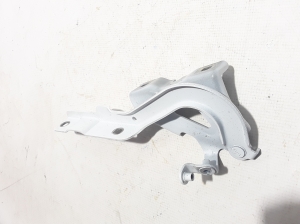 Hood hinge - 654016950R