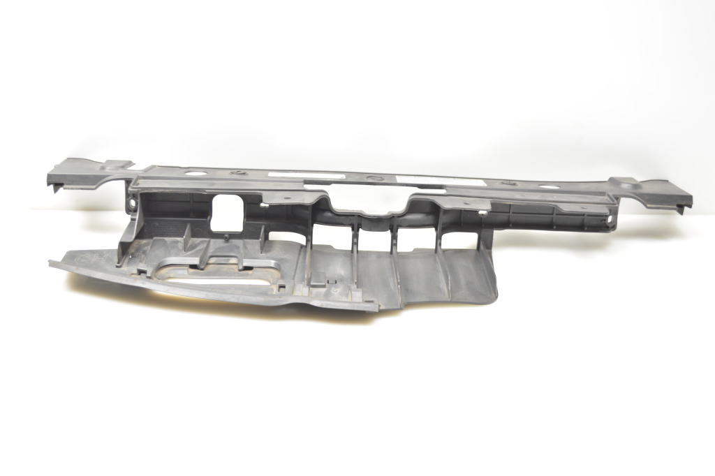 Chevrolet Cruze (2009–2015) Weitere Details des Frontrahmens 94811760 Chevrolet Cruze (2009–2015) Weitere Details des Frontrahmens 94811760