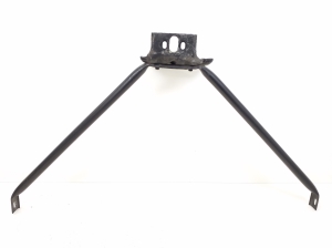  The middle part of the front frame 