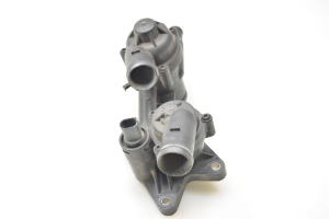 Skoda Octavia II (2004–2013) Thermostatgehäuse 03C121121D - 5