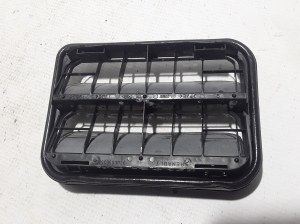 Dacia JOGGER I (2021–2026) Rear fender vent grille 7700419636 - 2