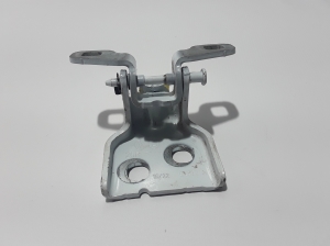 Dacia JOGGER I (2021–2026) Rear side door upper hinge 804209726R - 2