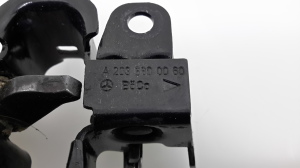 Mercedes Benz CLK-Class 209 (2002–2009) Hood latch A2038800060 - 4