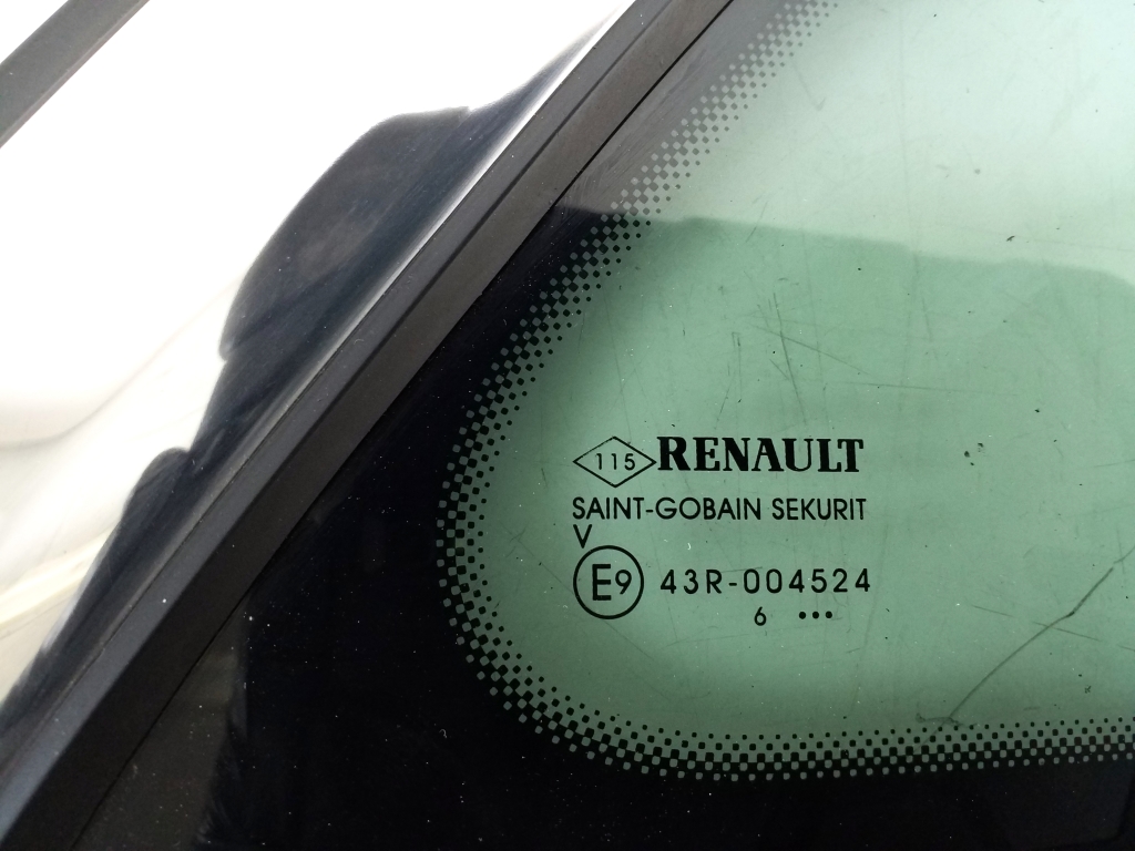 RENAULT Kadjar 1 generation (2015-2024) Right side rear body window 833069655R 21473963