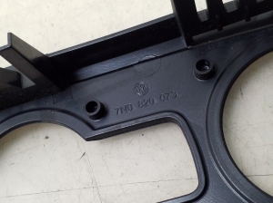 Volkswagen Sharan (2010–2026) Armatuurlaua viimistlus 7N0820073 - 5
