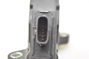 LEXUS NX (2014–2021) Accelerator pedal 781100W050 - 3