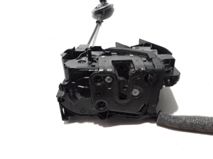 RENAULT Scenic (2016–2026) Rear side door lock 825021654R - 3