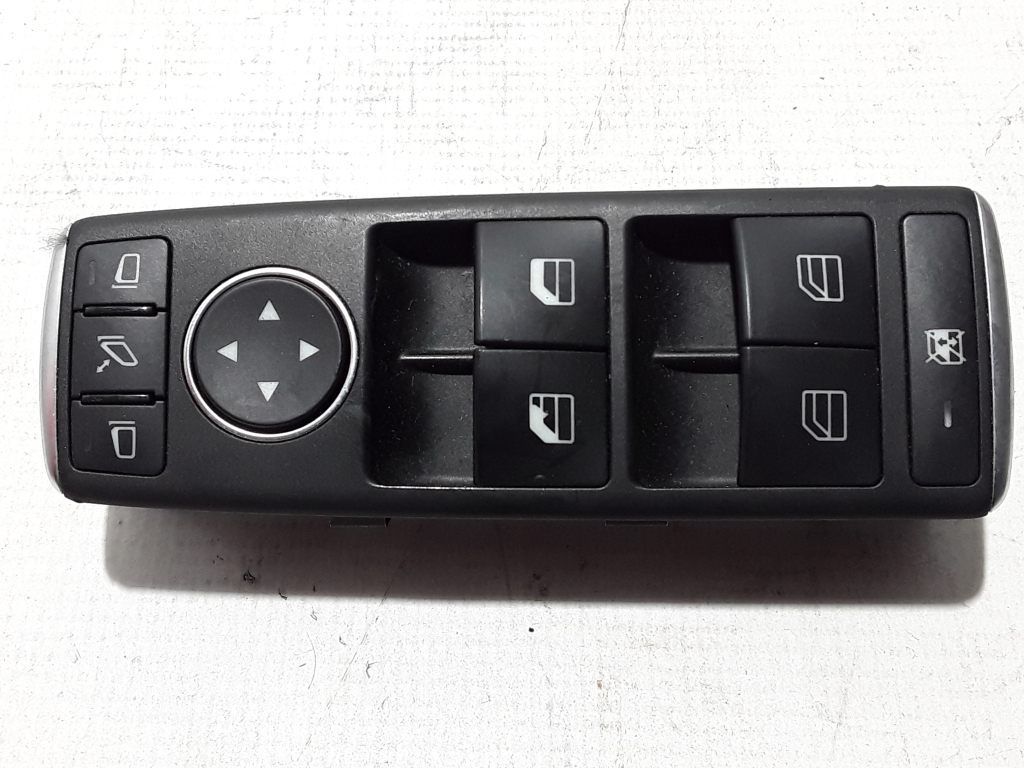 MERCEDES-BENZ CLS-Class C218 (2010-2017) Front Right Door Window Switch A2129056100 21535063