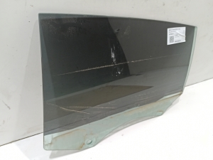  Glass rear side door 