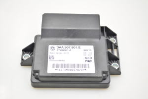 Electric parking brake control module - 3AA907801E