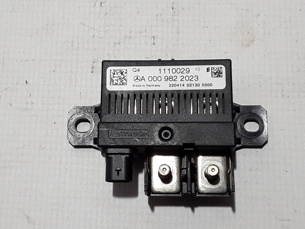 MERCEDES-BENZ CLS-Class C218 (2010-2017) Relays A0009822023 21534888