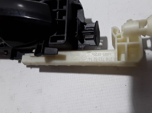 Mercedes Benz CLS-Class 218 (2011–2018) Rear side door exterior handle and its parts - 2