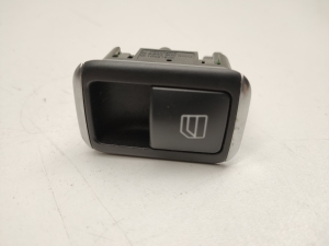   Rear side door glass switch 