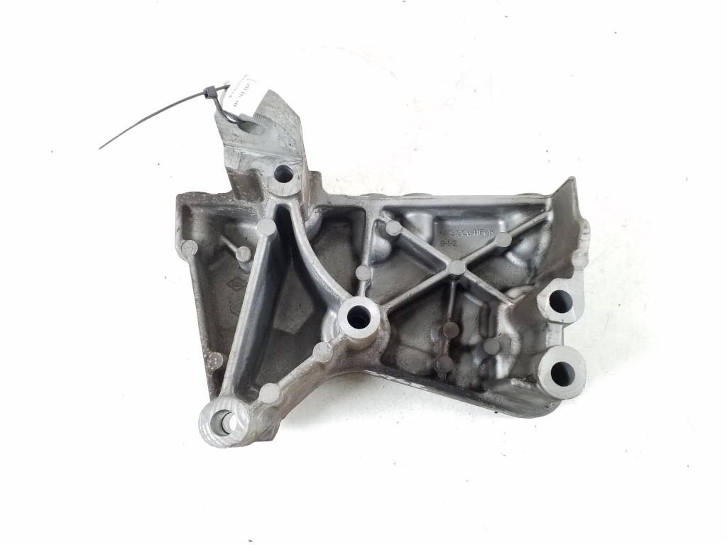 RENAULT Kadjar 1 generation (2015-2024) Engine Bracket Right Side 112317173R 21591715