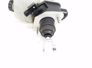 Mercedes Benz SL-Class 230 (2001–2012) Brake master cylinder A2304300302 - 5