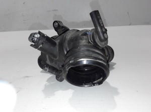 Mercedes Benz CLS-Class 218 (2011–2018) Termostaat ja selle komponendid A6512001215 - 2