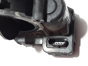 Mercedes Benz CLS-Class 218 (2011–2018) Accelerator valve A6510900470 - 3