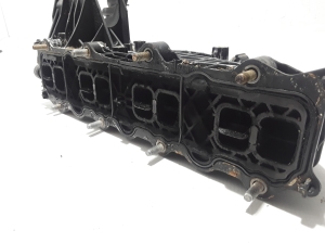  Intake manifold 