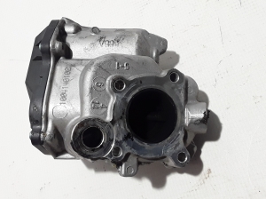  EGR valve 