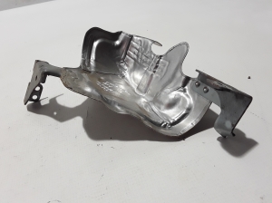 Mercedes Benz CLS-Class 218 (2011–2018) Anlasser Hitzeschutz A6511501675 - 2