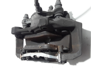  Front brake caliper 