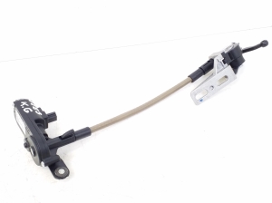   Mécanisme de levage du pare-brise à fourche arrière  - A1646700504 