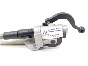 Mercedes Benz GL-Class 164 (2006–2012) Rear fork windscreen lift mechanism A1646700504 - 3