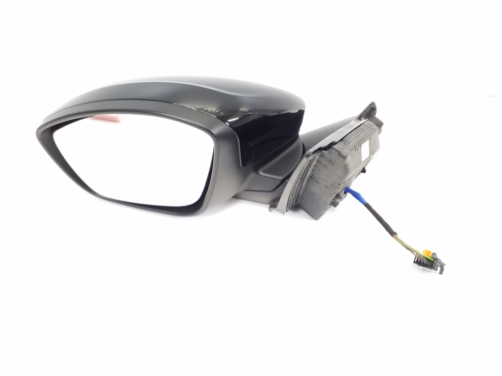 Used Opel Corsa Side mirror and its details 39225905