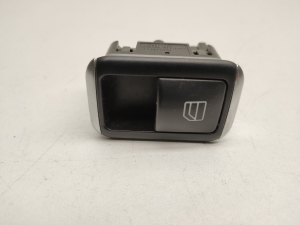   Rear side door glass switch 